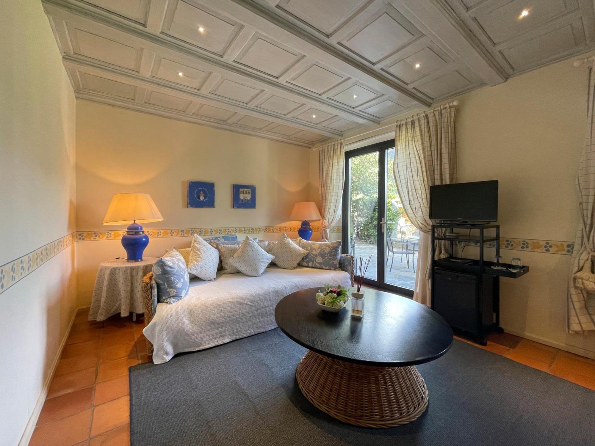 Ristorante Della Stazione Da Yanelo Bed & Breakfast อินตรันญา ภายนอก รูปภาพ